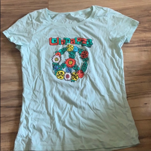 Organic Authentic Billie Eilish 2019 Concert Tee Berlin Lollapalooza!! Organic!